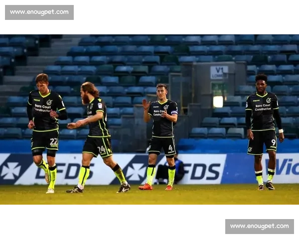 朴次茅斯与罗瑟对决展开激烈角逐 谁能在英甲赛场上占据上风