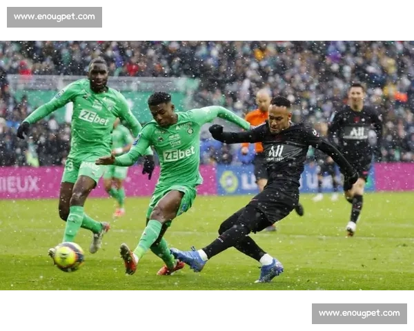 尼姆主场对阵圣埃蒂安关键较量前瞻与走势解析双方阵容状态战术看点全解